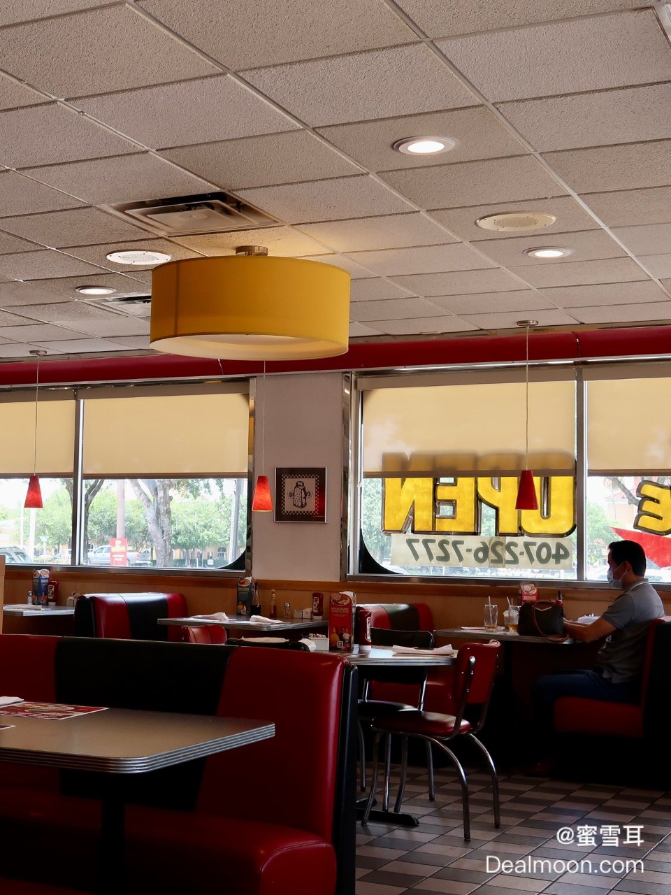 美式連鎖早餐店｜24/7不打烊🥞最推果昔鬆餅| 社区城市精选