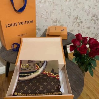 Louis Vuitton Tribut...