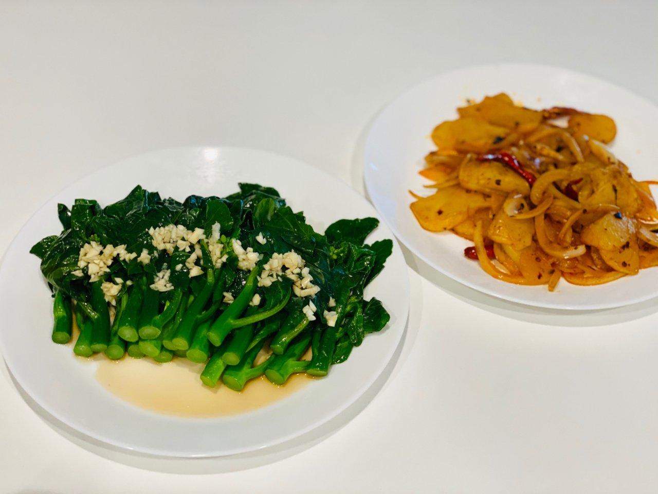 健康快手午餐🥣 洋葱土豆 + 白灼芥蓝...