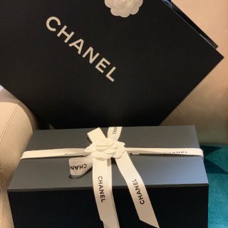 巴黎购物之Chanel CF小号黑金牛...