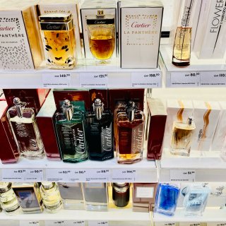 瑞士Zurich🌸机场免税店的女士香水...