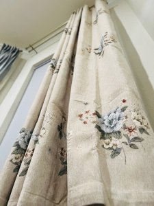 提升卧室温馨指数！暖色系窗帘值得拥有！