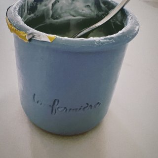 猴父子｜法国产的老北京瓷罐儿酸奶...