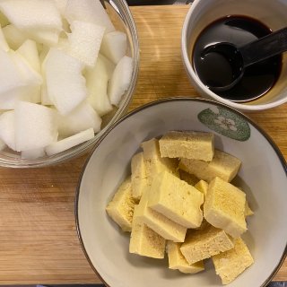 健康三餐｜高蛋白快手又美味的红烧冬瓜冻豆...