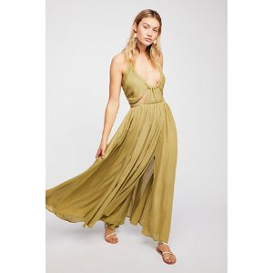 All Summer Essentials Sale @ Free People