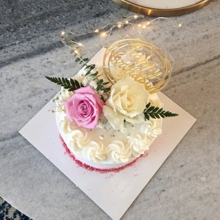 花艺蛋糕 | 送给自己的生日蛋糕...