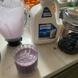 鲜榨果汁《蓝莓🫐果汁》...