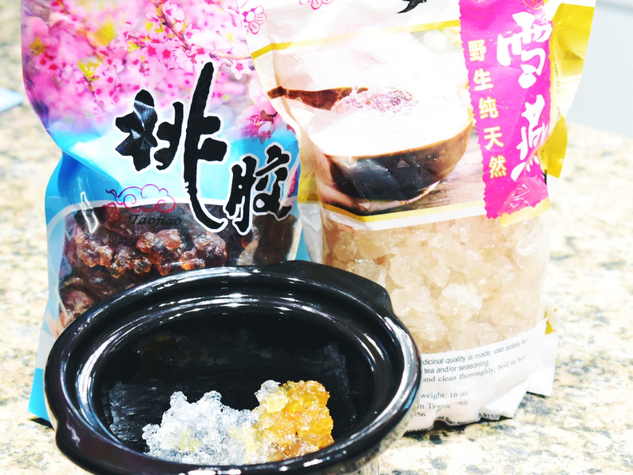 补血养颜『桃胶、雪燕、雪莲子』 | 社区美食精选