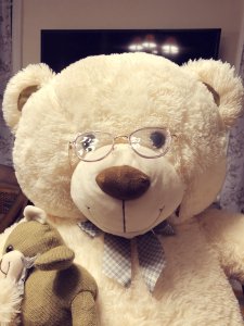 熊博士和她的萌眼镜