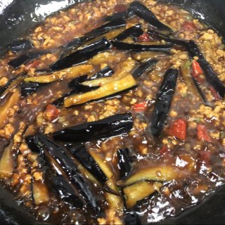 宅家烹饪日记👩🏻‍🍳 鱼香肉末茄子...