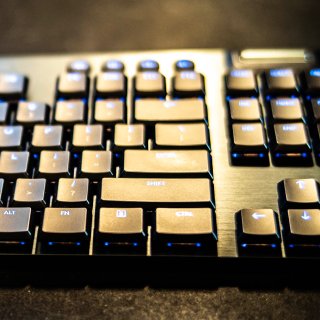 冒充科技博主的键盘⌨️测评｜罗技G915...