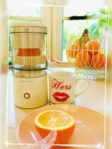 榨橙汁神器：九阳榨汁机