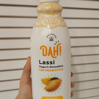 Dahi Lassi 芒果酸奶...