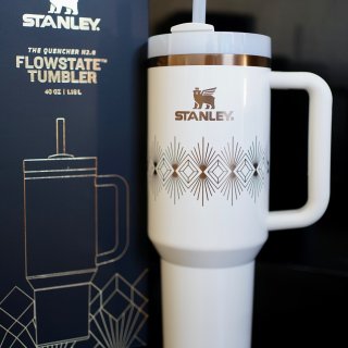 有了Stanley，喝水更快乐！...