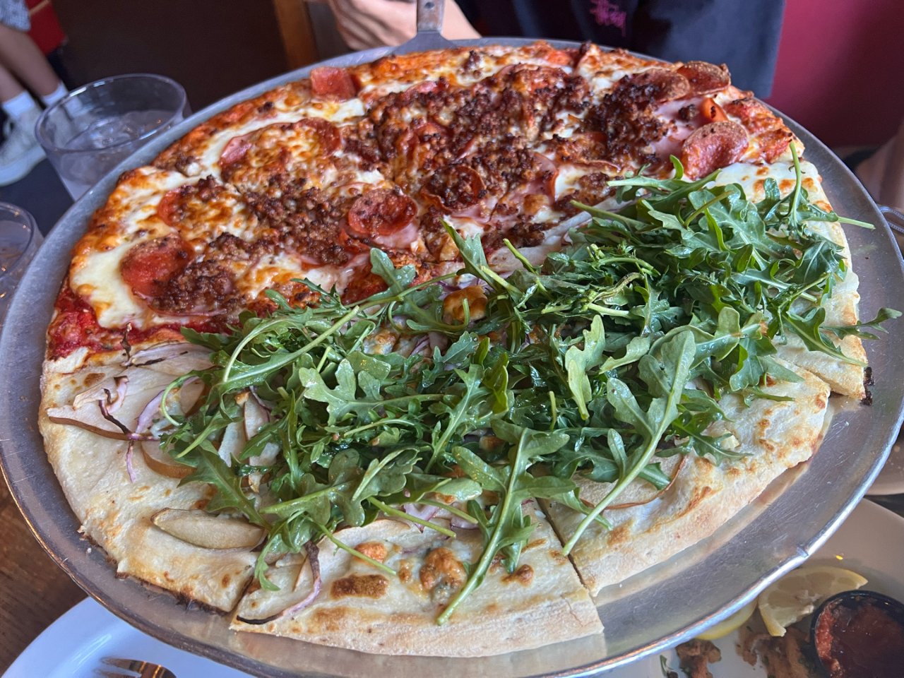 据说是Tahoe最好吃的pizza...