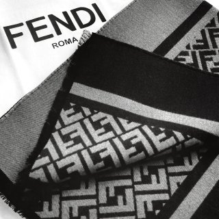 FENDI 2021男款围巾 | 值得入...
