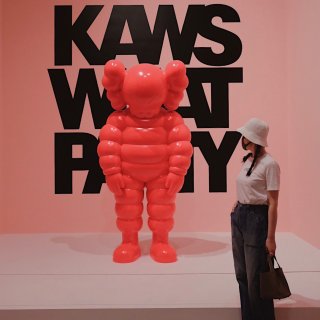 纽约｜周末来看展：KAWS WHAT P...