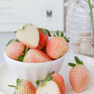 浪漫的粉色草莓，是心动的感觉😍...