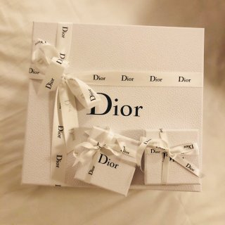 新入荷Dior耳环➕diorama...