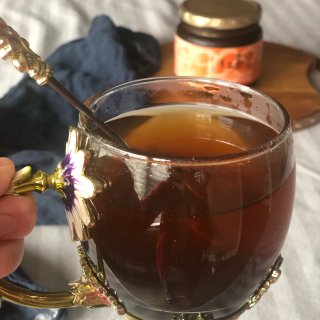 早上喝一杯红枣蜜水，暖到心里...