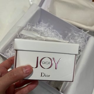 开箱既有幸福感的Dior...