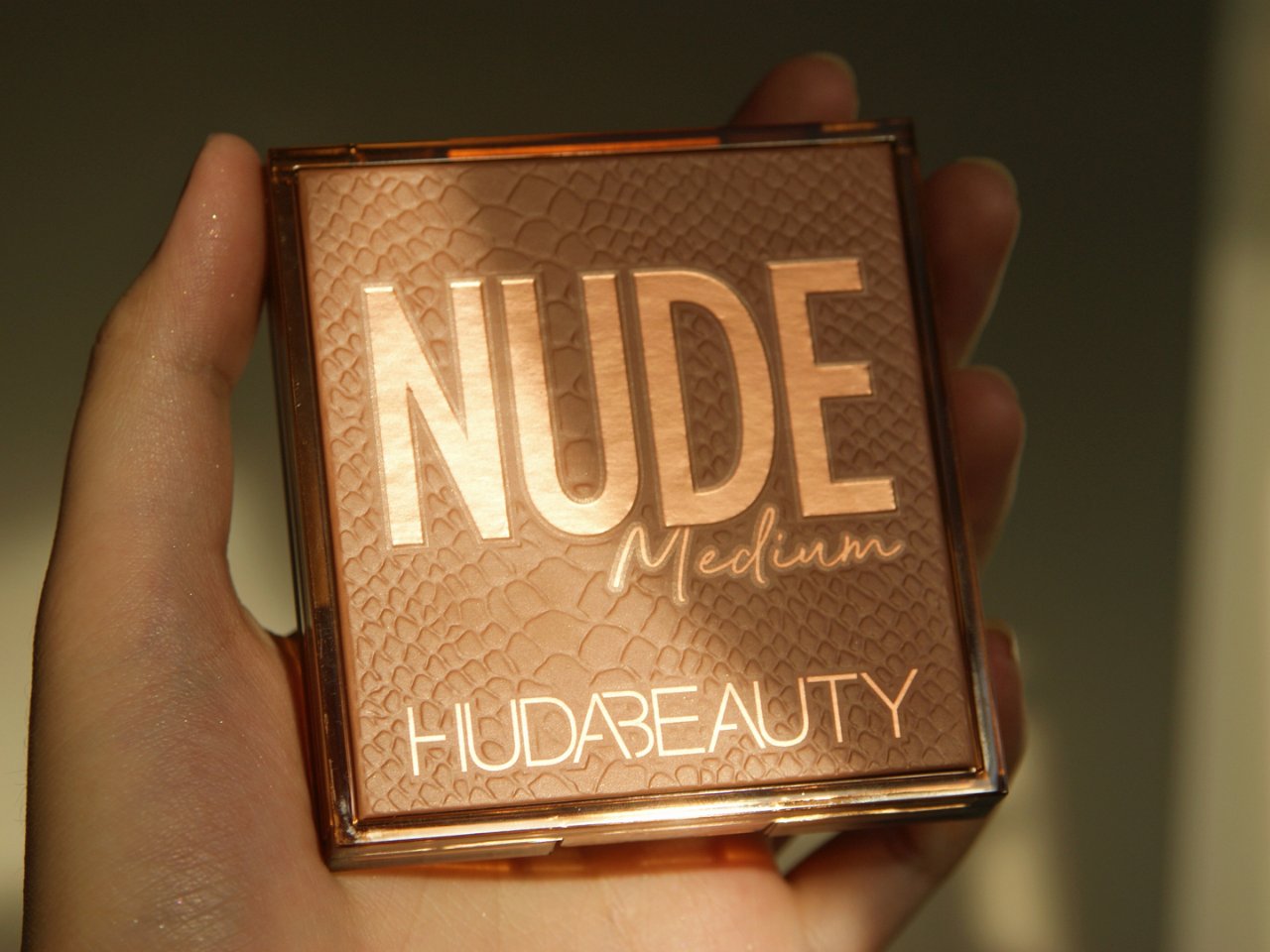 ✨Huda beauty nude me...