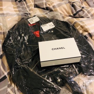 AllSaints,199美元,Chanel 香奈儿,38美元