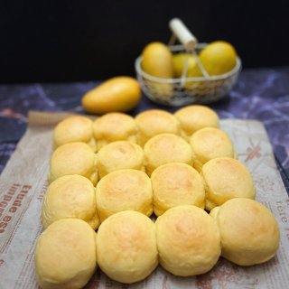 一次发酵｜软fufu的芒果小餐包...
