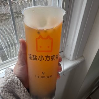 饭团外卖：研盐小方奶茶🥤...