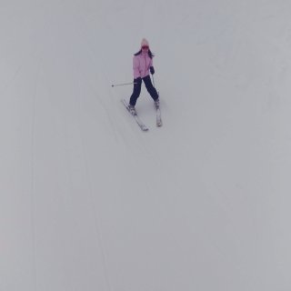 行头不过$100超粉嫩滑雪装 ...