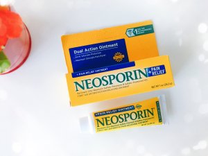 2⃣️1⃣️药箱必备神器 — Neosporin消炎抗菌药膏