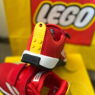 Adidas X Lego｜乐高迷的鞋子...