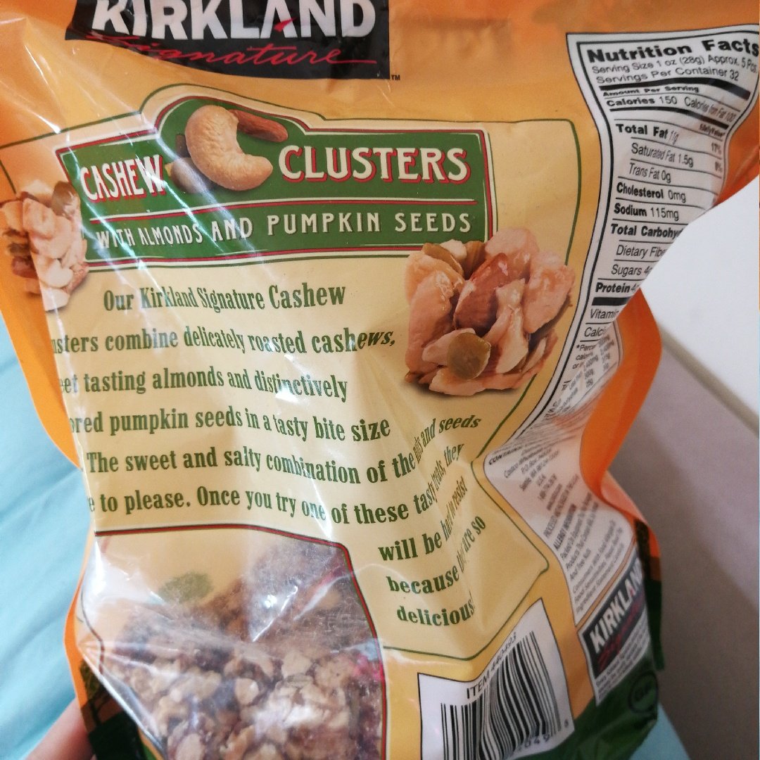 CASHEW CLUSTERS