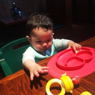 【宝宝用品】雷品一个的宝宝吸盘餐具...