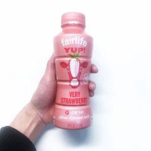 新宠饮料【Fairlife Yup！·草莓牛奶】