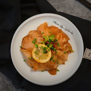 ♨️美味韩式料理 ｜🍋柠檬酱油浸渍三文鱼...