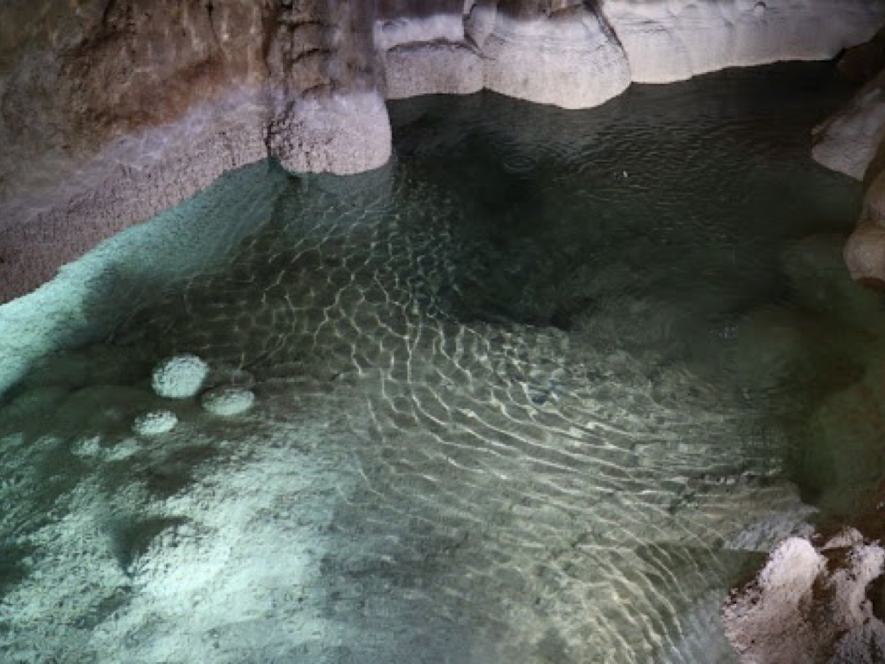 Texas Four Caves｜别有洞天｜德州观赏溶洞| 社区旅行精选