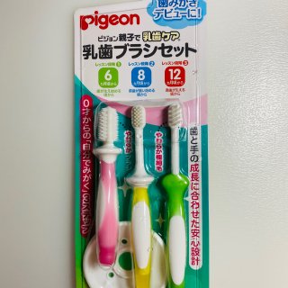 Pigeon 贝亲,703日元