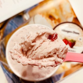 美食｜哈根达斯桶装冰淇淋🍦草莓味儿...