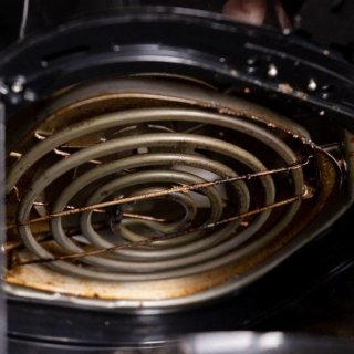 小心！你的空气炸锅可能是厨房电器里最脏的...