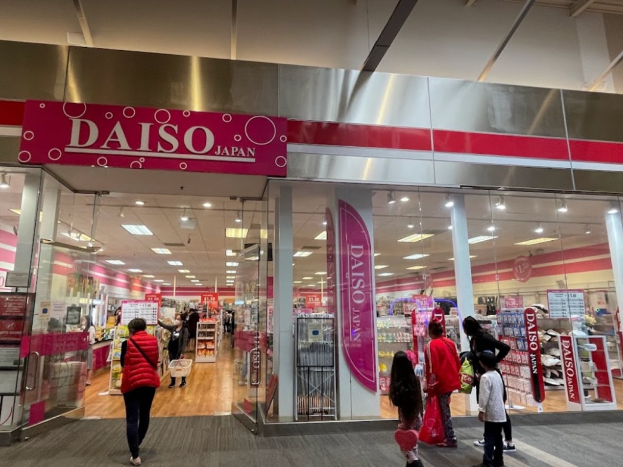 晒晒圈美国生活精选逛村里Great Mall里的Daiso店1。
