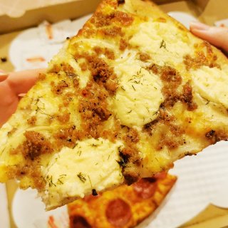 超香的披萨😋据说是西雅图No.2...