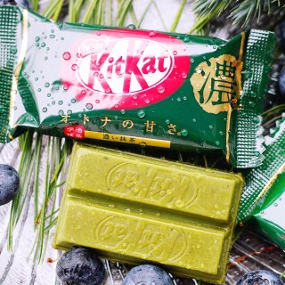 KitKat抹茶斗艳：常规抹茶味和浓郁抹...