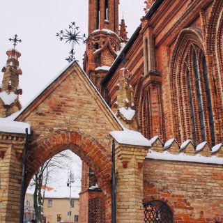 维尔纽斯｜教堂之城最美的红砖⛪️...
