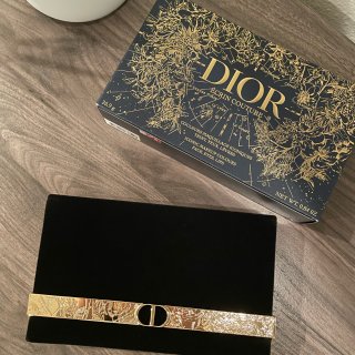 来自Dior的$100刀快乐你不敢想～💋...