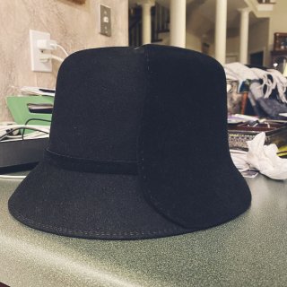 刚入手的一个vintage hat...