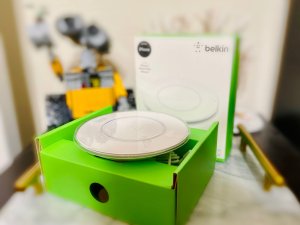 亚马逊买什么·让生活更便利的Belkin无线手机充电板