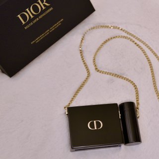 Dior限定口红包是真的美，而我是真的被...