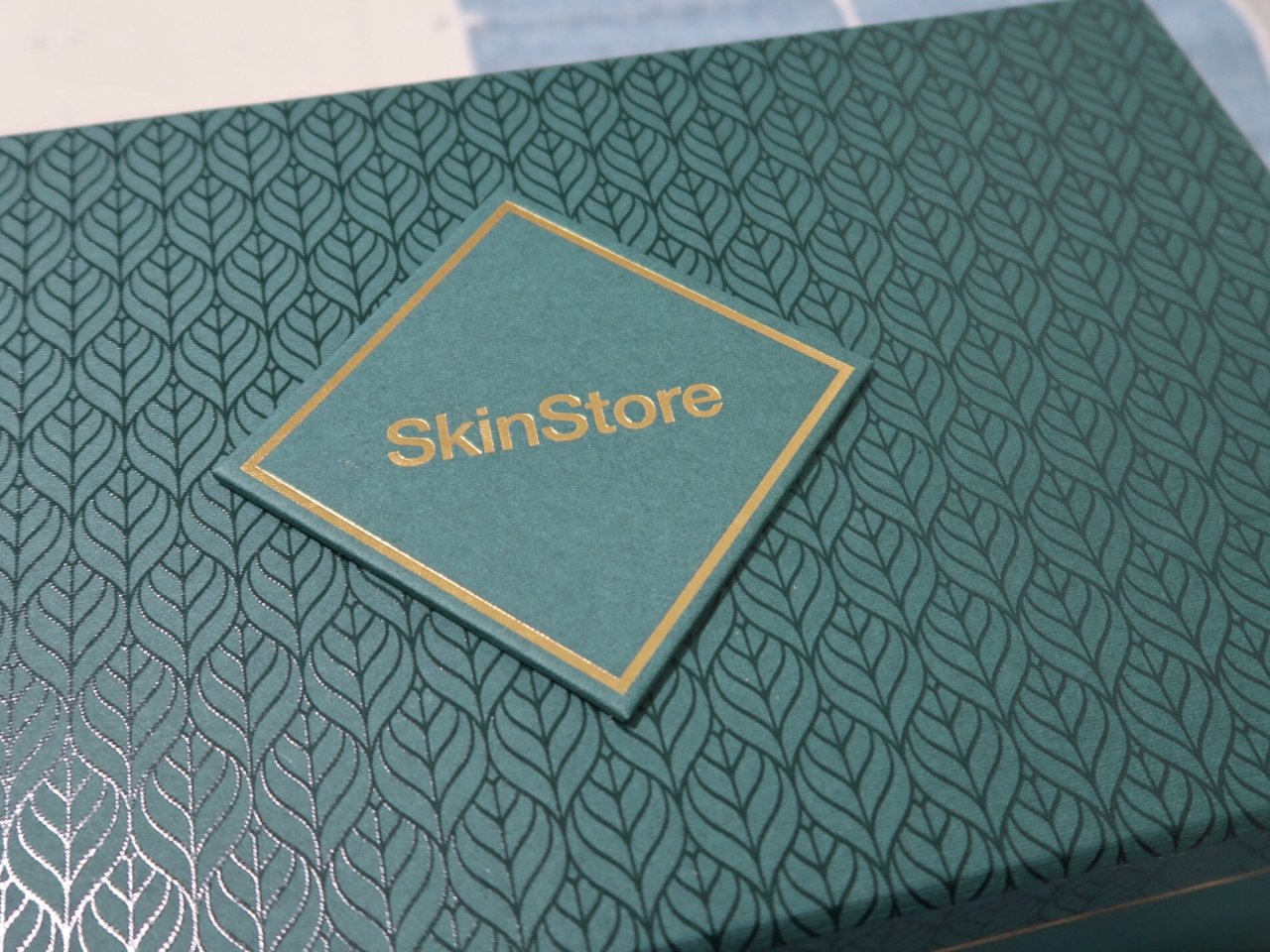 Skin Store 圣诞礼盒！...