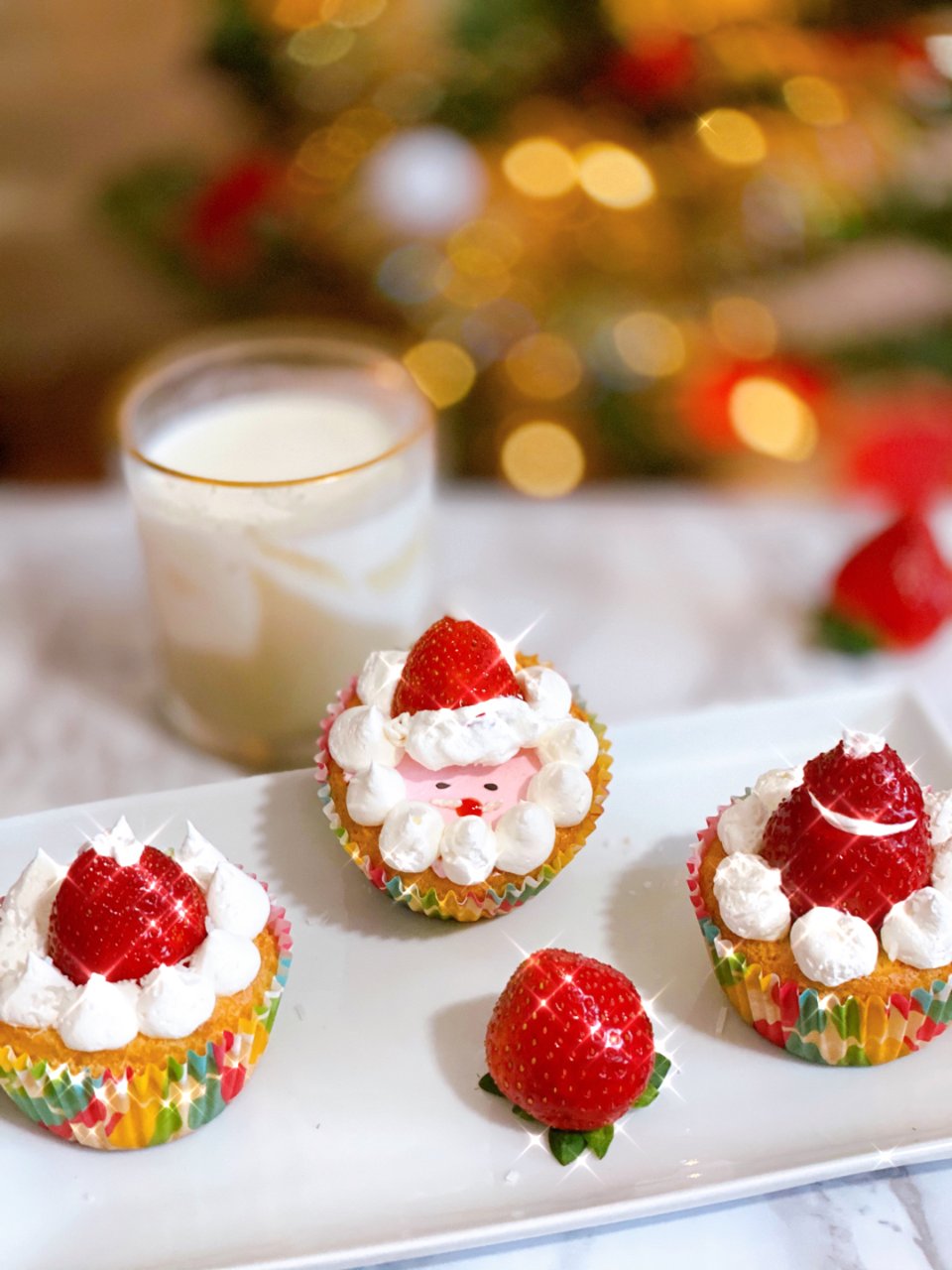 圣诞季的草莓蛋糕，你准备好被吃掉了吗？...